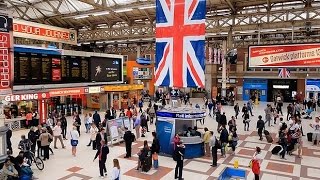 A Walk Through The London Victoria Station London England [upl. by Sher]